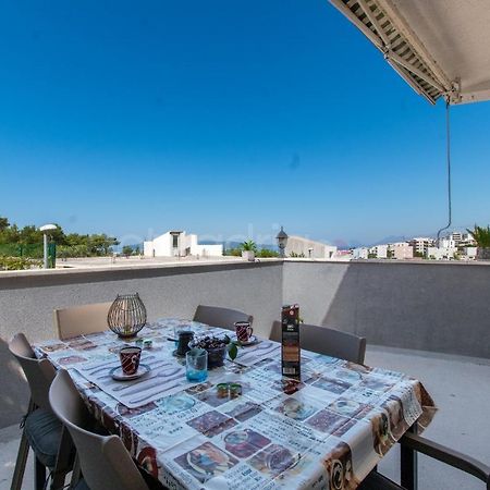 Apartment Vesna With Balcony & Free Parking Makarska Zewnętrze zdjęcie
