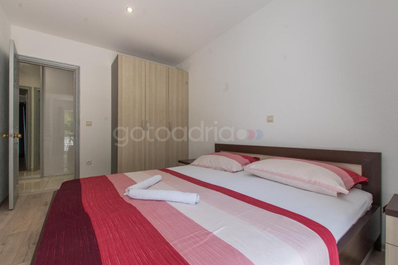 Apartment Vesna With Balcony & Free Parking Makarska Zewnętrze zdjęcie